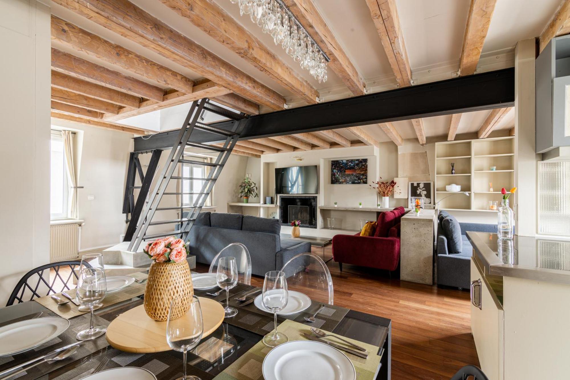 Quartier Mezzanine & 1br Le Marais Temple Free Netflix Apartment *