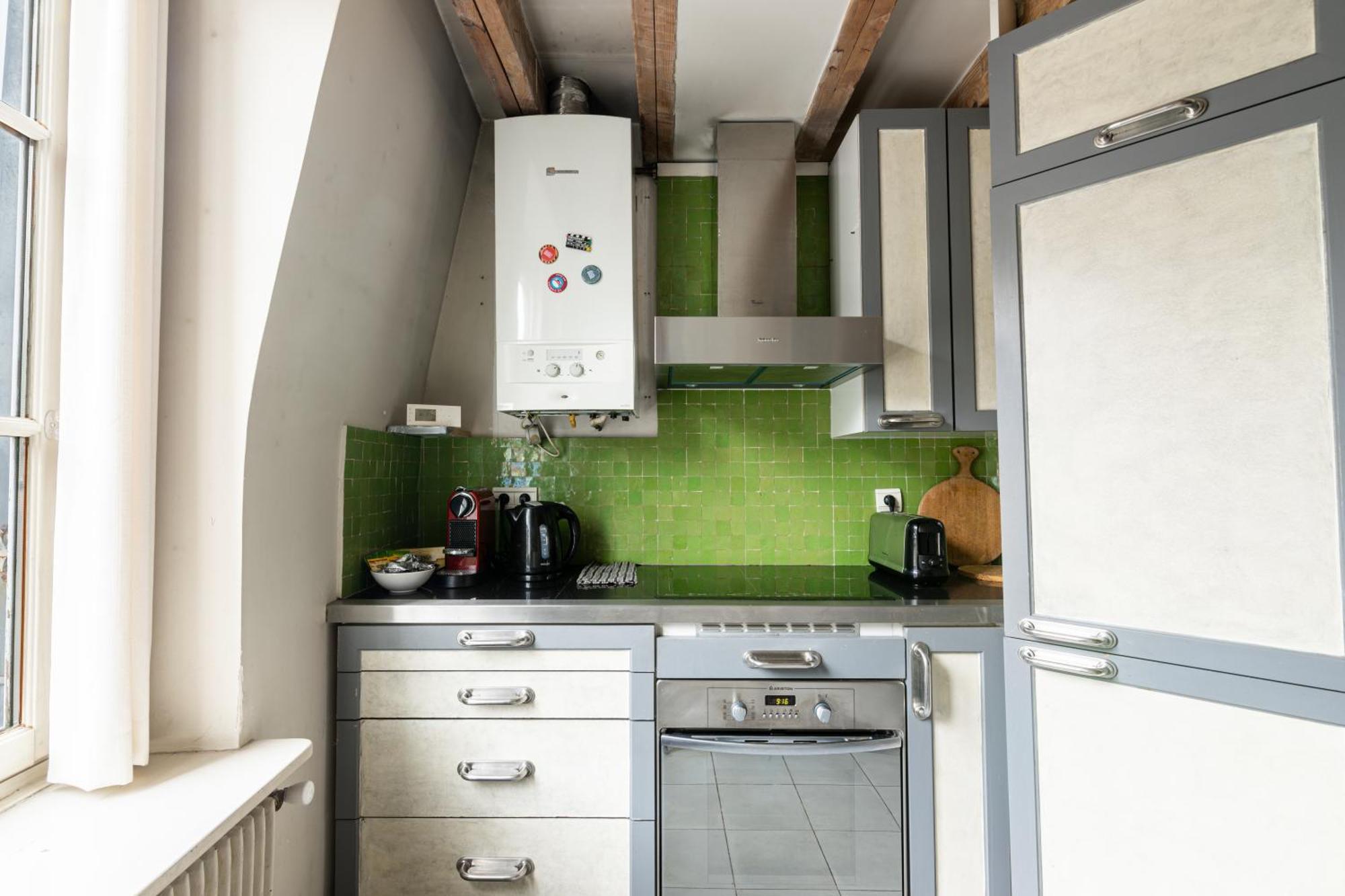 Apartment Quartier Mezzanine & 1br Le Marais Temple Free Netflix Paris